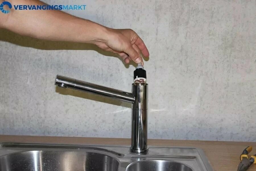 Manuel d'entretien Newform X-trend 2400 robinet de cuisine